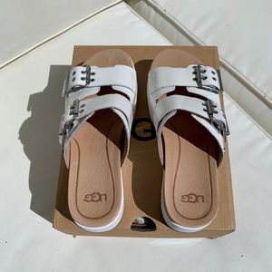 Ugg Cammie platform slides white patent leather.